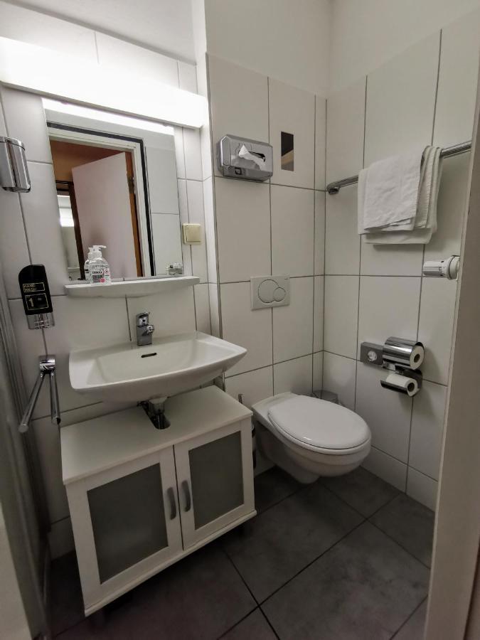 Zum Winzermaennle Hotel Wurzburg Bagian luar foto