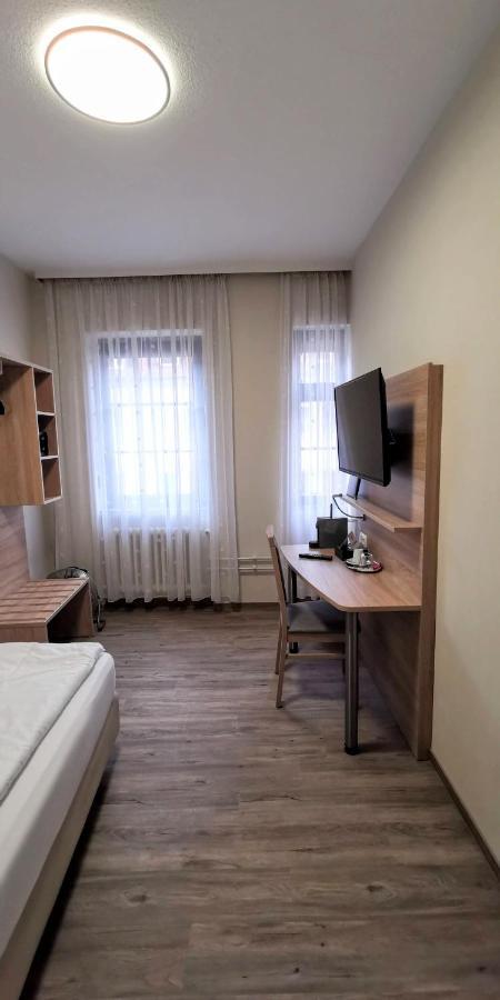 Zum Winzermaennle Hotel Wurzburg Bagian luar foto