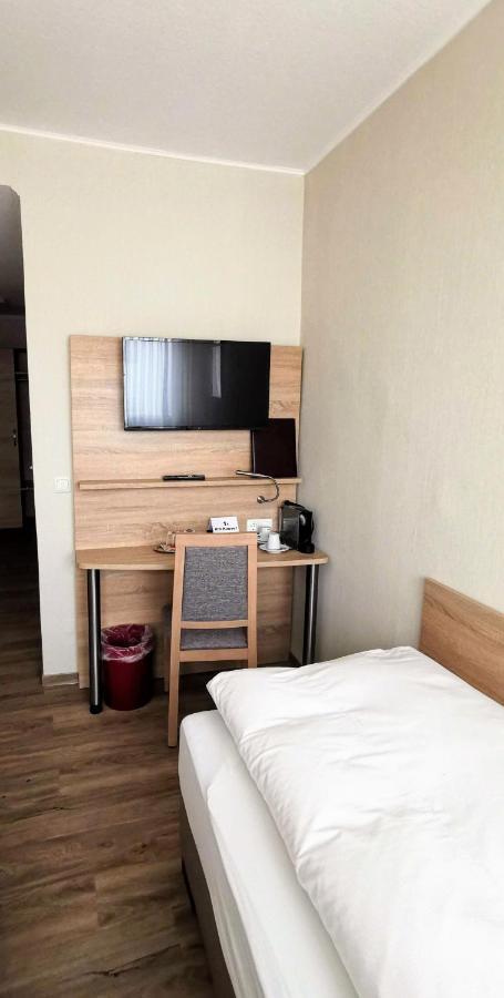 Zum Winzermaennle Hotel Wurzburg Bagian luar foto