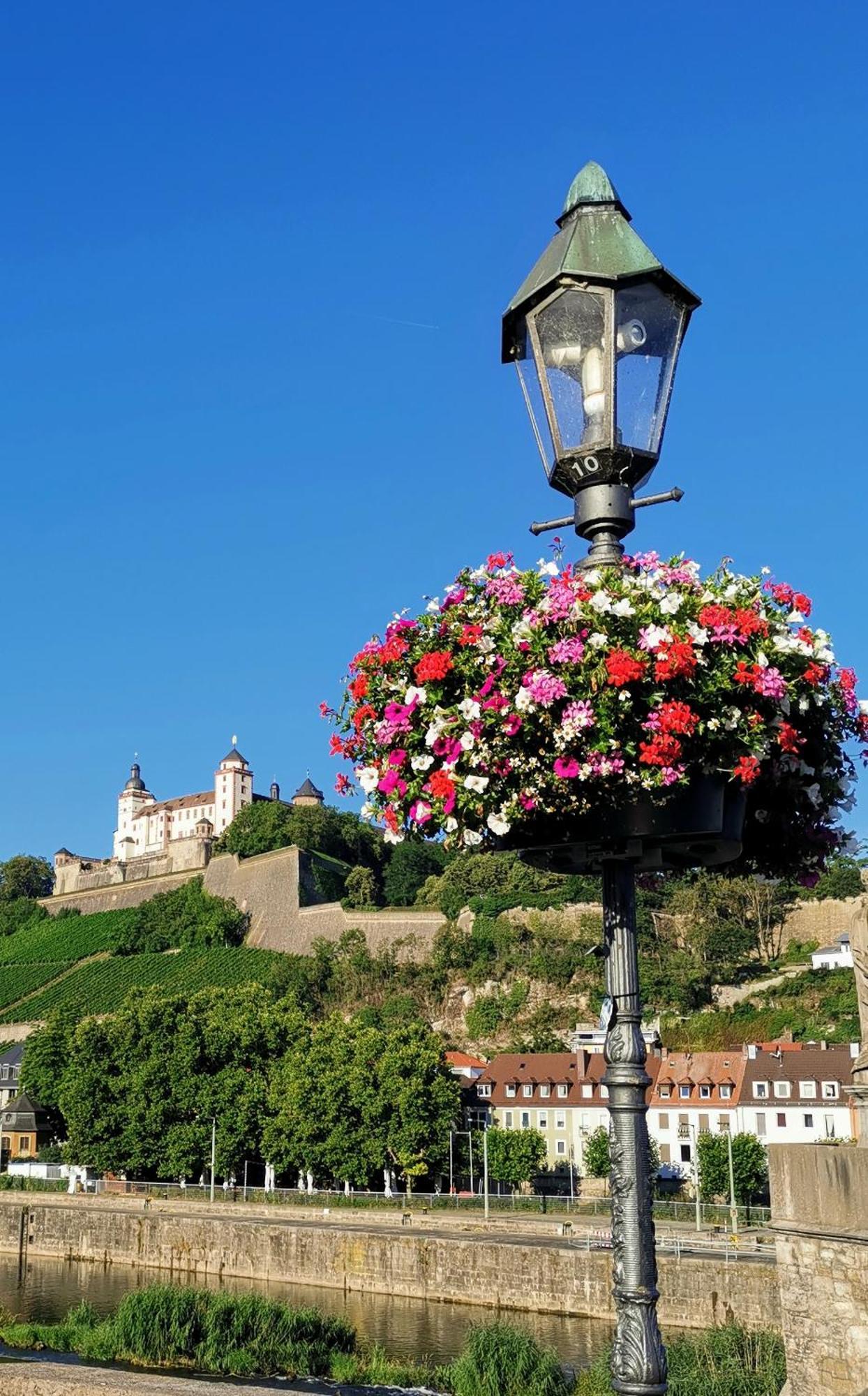 Zum Winzermaennle Hotel Wurzburg Bagian luar foto