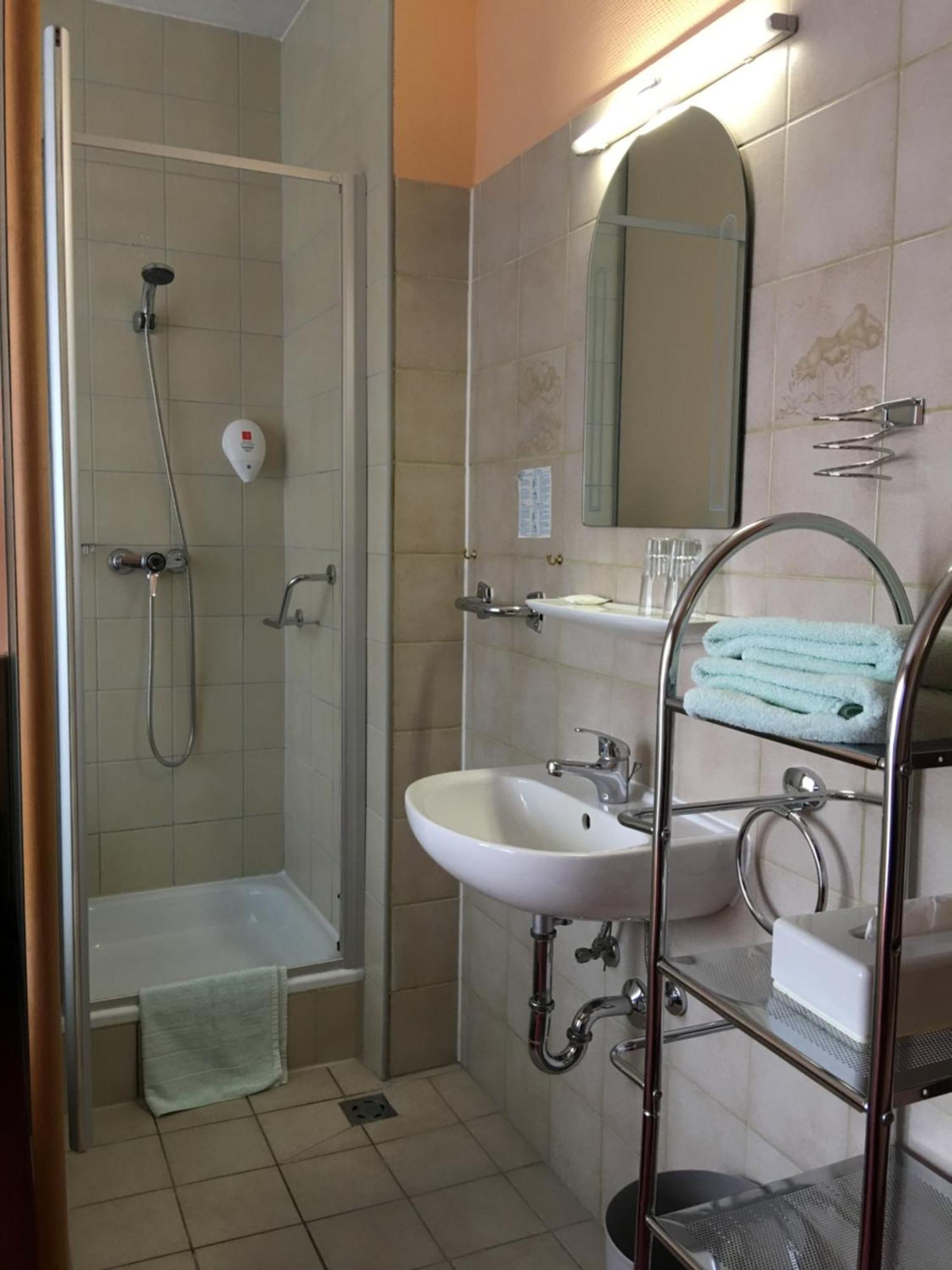 Zum Winzermaennle Hotel Wurzburg Bagian luar foto