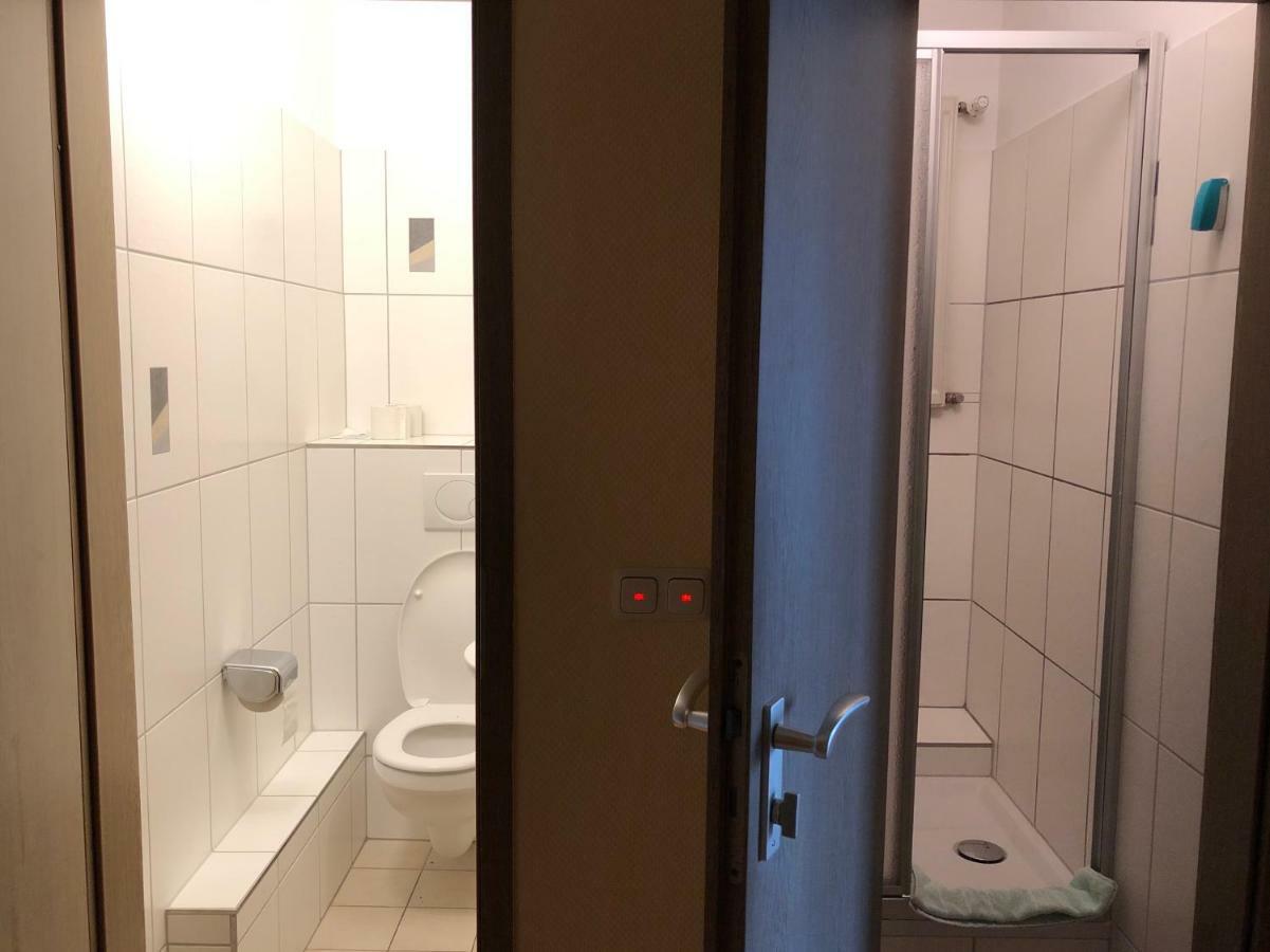 Zum Winzermaennle Hotel Wurzburg Bagian luar foto